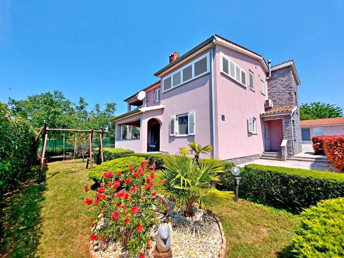 Villa Mattea Galižana Zewnętrze zdjęcie