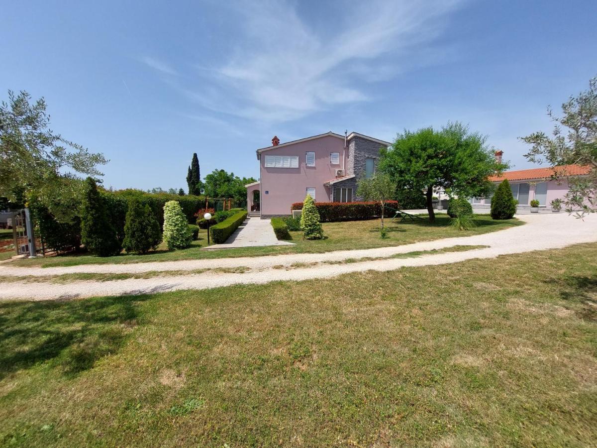 Villa Mattea Galižana Zewnętrze zdjęcie